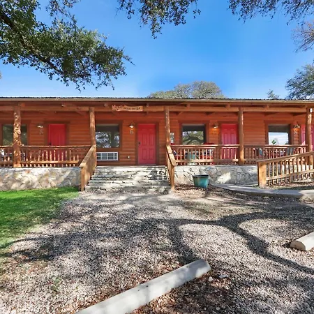 Wimberley Log Cabins Resort And Suites- Unit 6